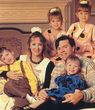 Jarnette Olsen with her ex-husband David Olsen and Kids